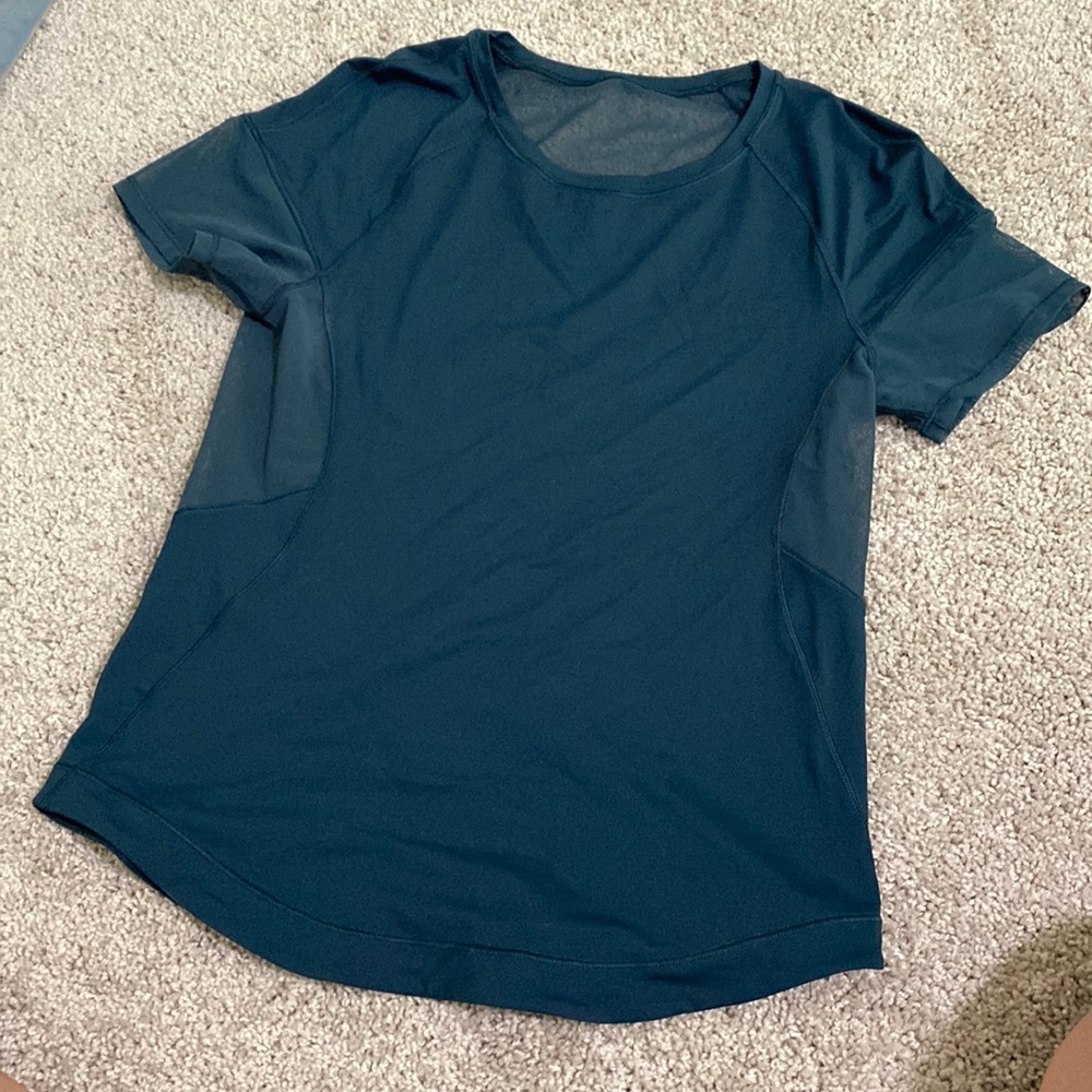 Green mesh back short sleeve shirt